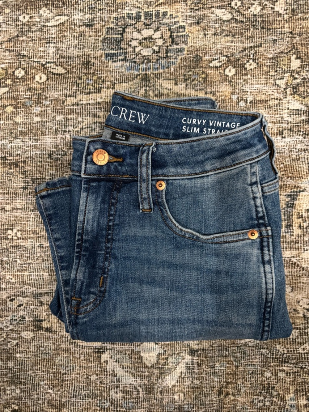 J. Crew Curvy Vintage Slim Straight Leg Jeans in Medium Blue Wash in 27P